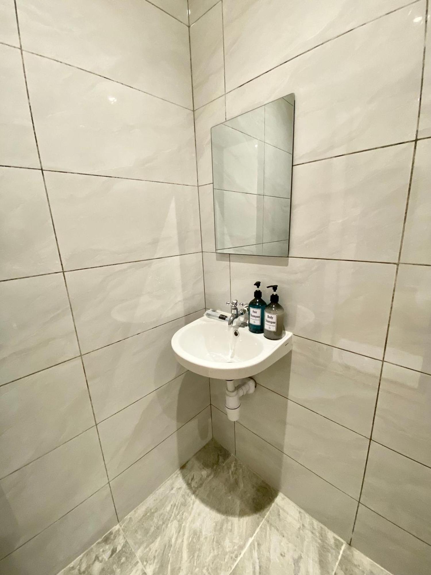 The 6N By Sky Hive Hotell George Town Eksteriør bilde